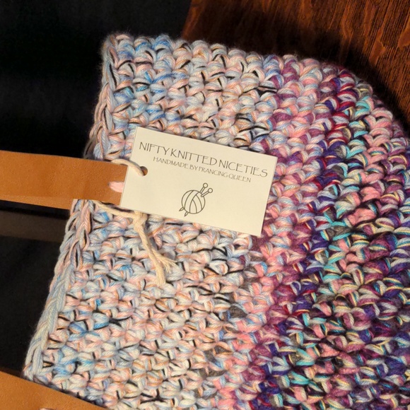 NWT! Handmade Crochet Multicolor Market Basket Tote Tan Faux Leather Straps - Picture 2 of 8